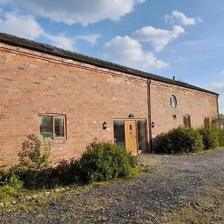 Mile House Barn Bed & Breakfast Nantwich Eksteriør billede