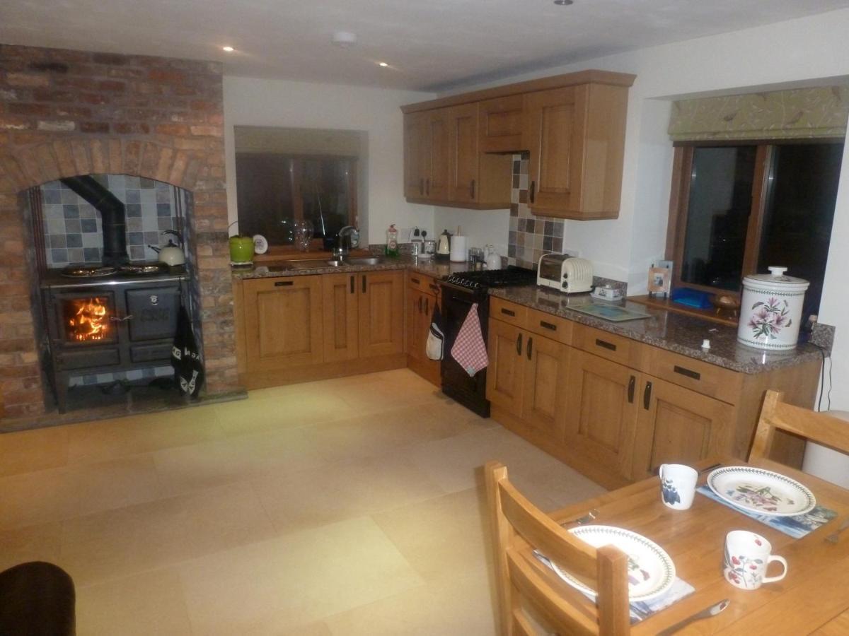 Mile House Barn Bed & Breakfast Nantwich Eksteriør billede